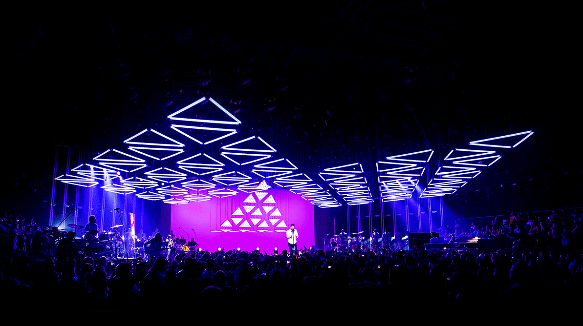 LUAN SANTANA - Image 11